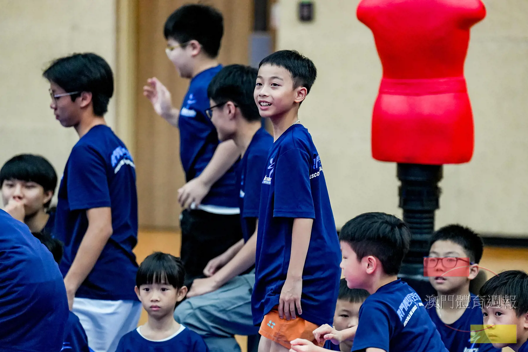 副1 青年對觀摩活動大感興趣.jpg